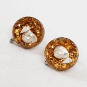 Vintage VTG Acrylic Encased Resin Gold Round Seashell Screw Back Earrings